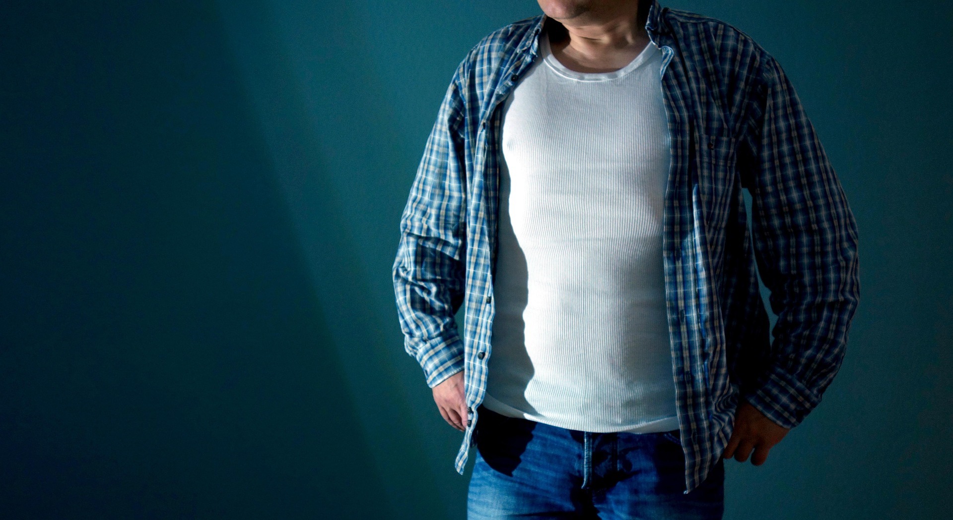 Unterhemd unter dem Hemd: So bleibt es wirklich unsichtbar auf men-styling.de